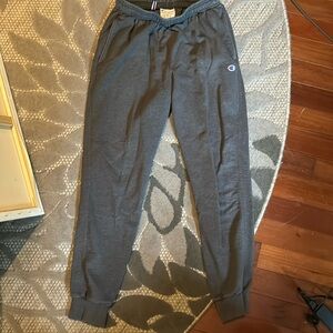 Men’s Champion L Grey Joggers